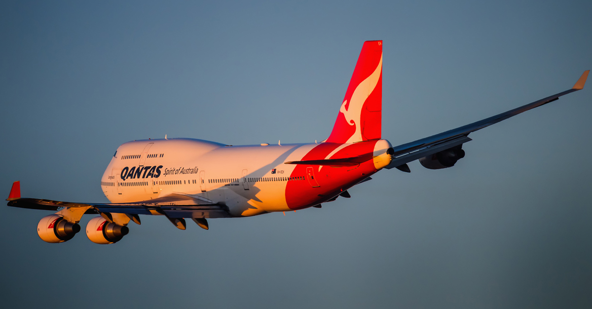 Qantas 747 Flying During Sunrise Or Sunset Flight Attendant Sacked